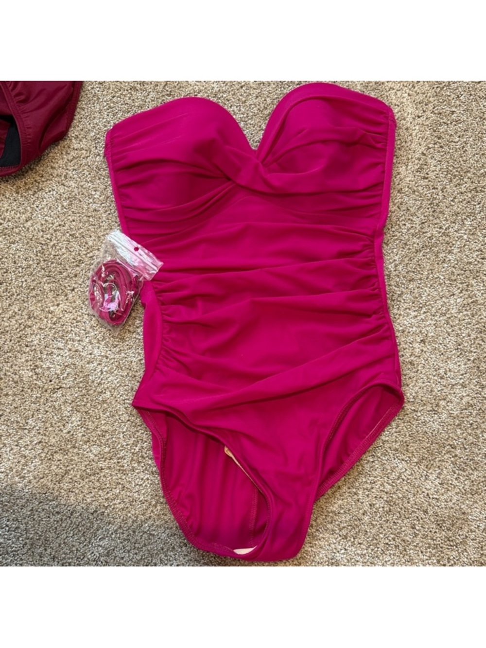 Miraclesuit Oceanus Madrid Pink Bandeau One Piece Swimsuit – Size 10 Slimming